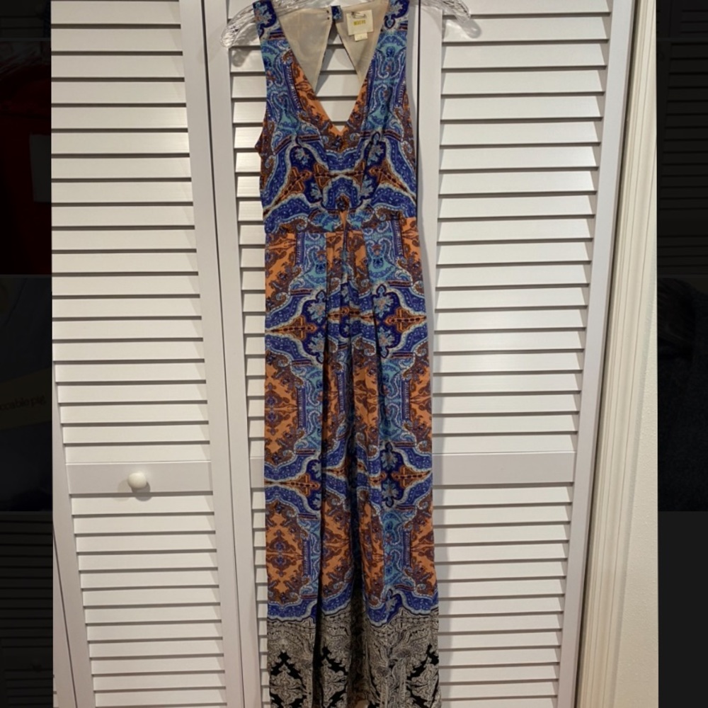 Maxi dress